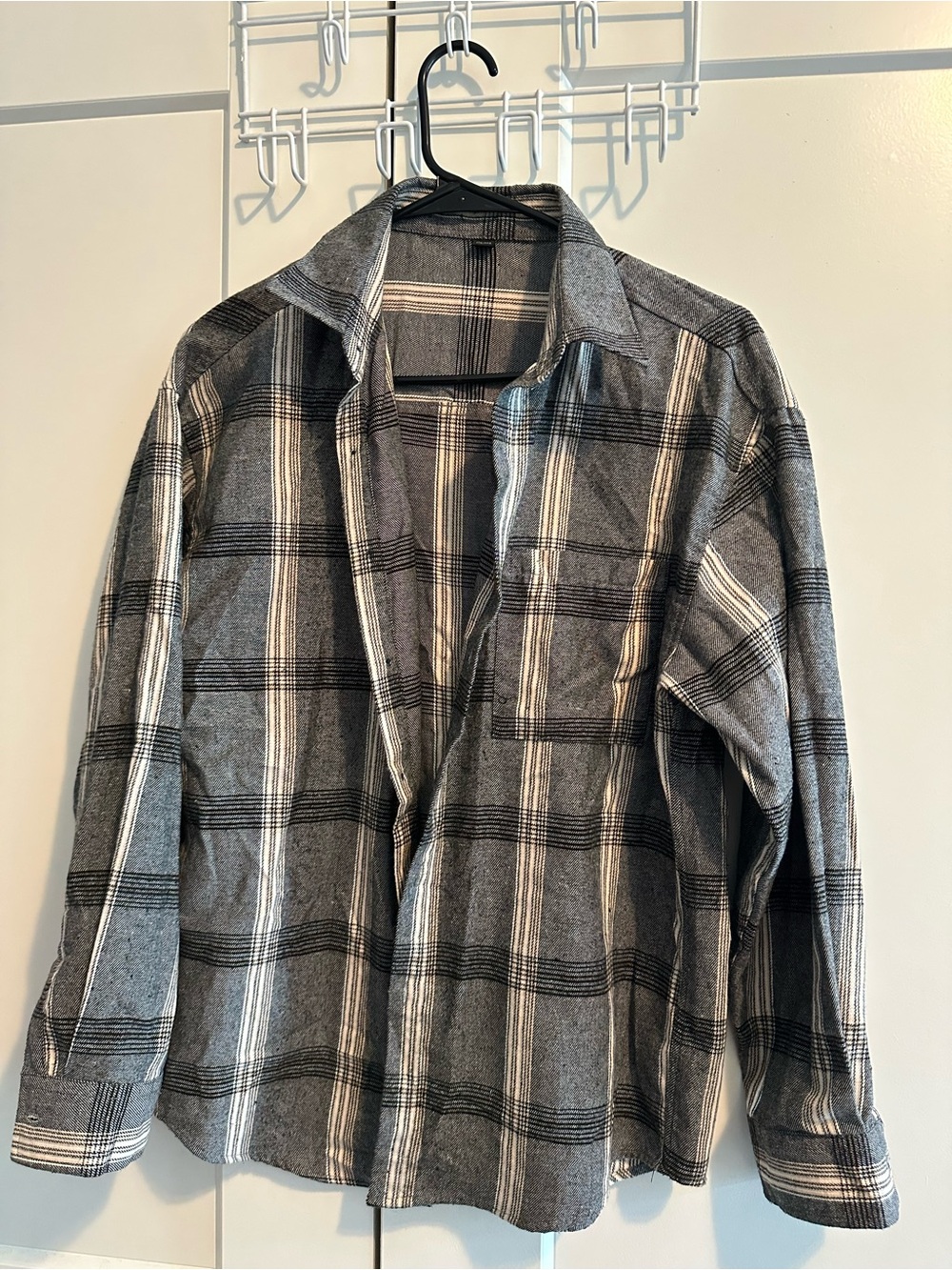 Men's Gray Plaid Button-Up Jacket Shirt